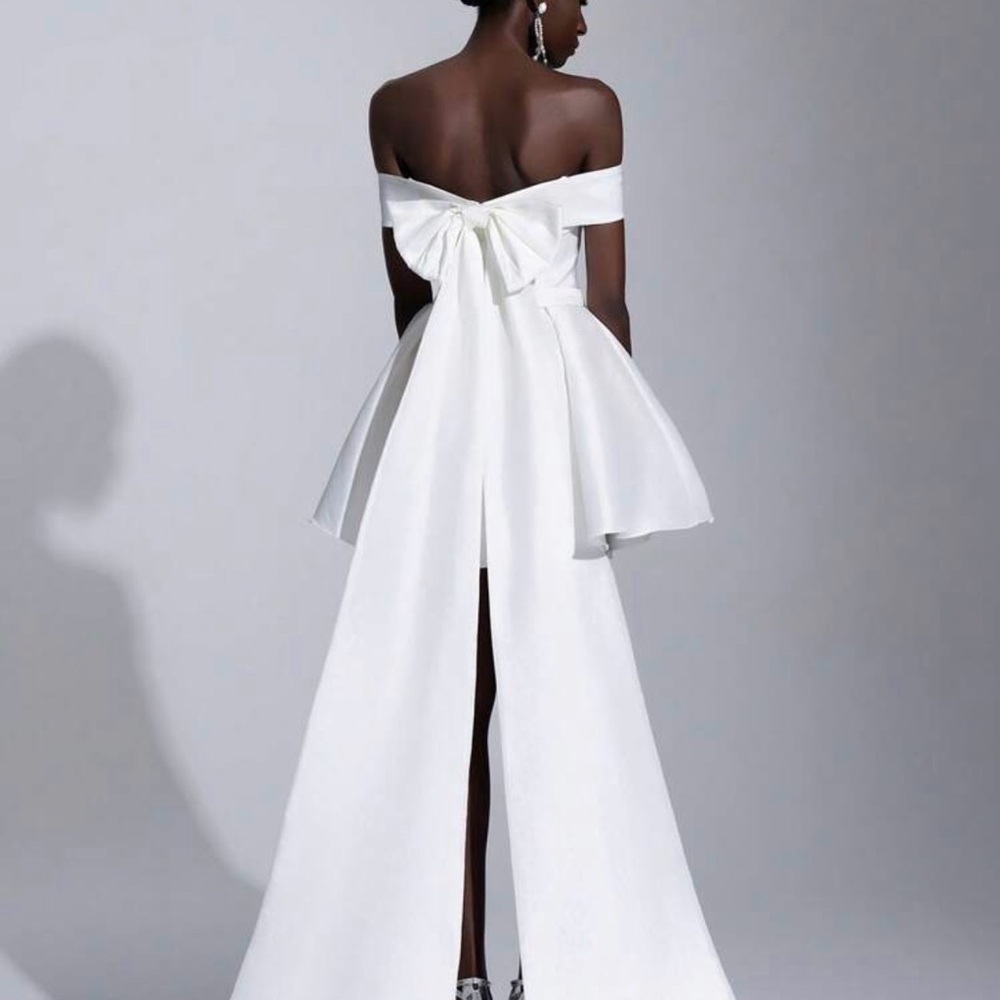 SHEIN Elegant White Off-Shoulder Wedding Dress